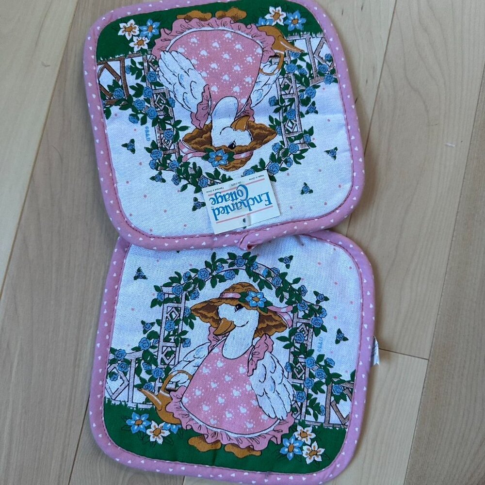 Vintage Cottagecore Goose Pot Holder Set – NWT 80s Enchanted Cottage - Picture 6 of 8